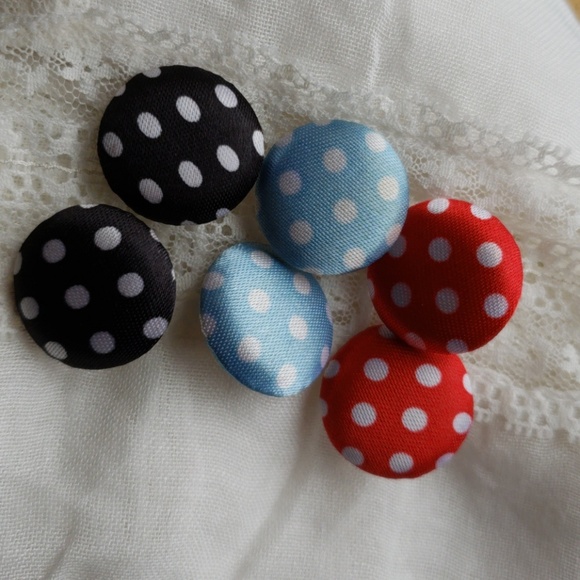 🍂3 for $15! Six pairs stud earrings!🍂 - Picture 3 of 5